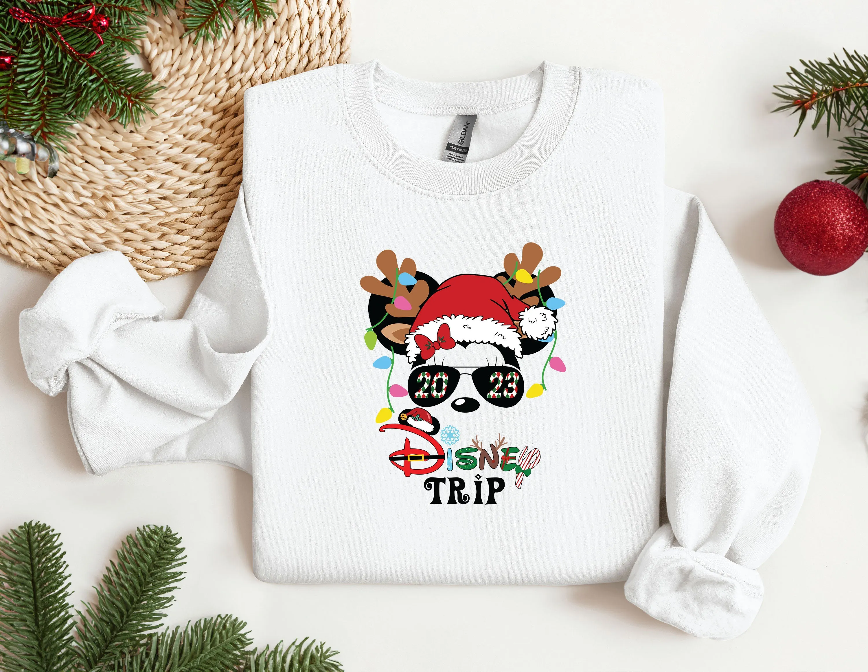 Christmas Disney Trip Sweatshirt, Trendy Sweatshirt, Disneyland Sweatshirt, Oversized Sweatshirt, Christmas Sweatshirt, Christmas Gift