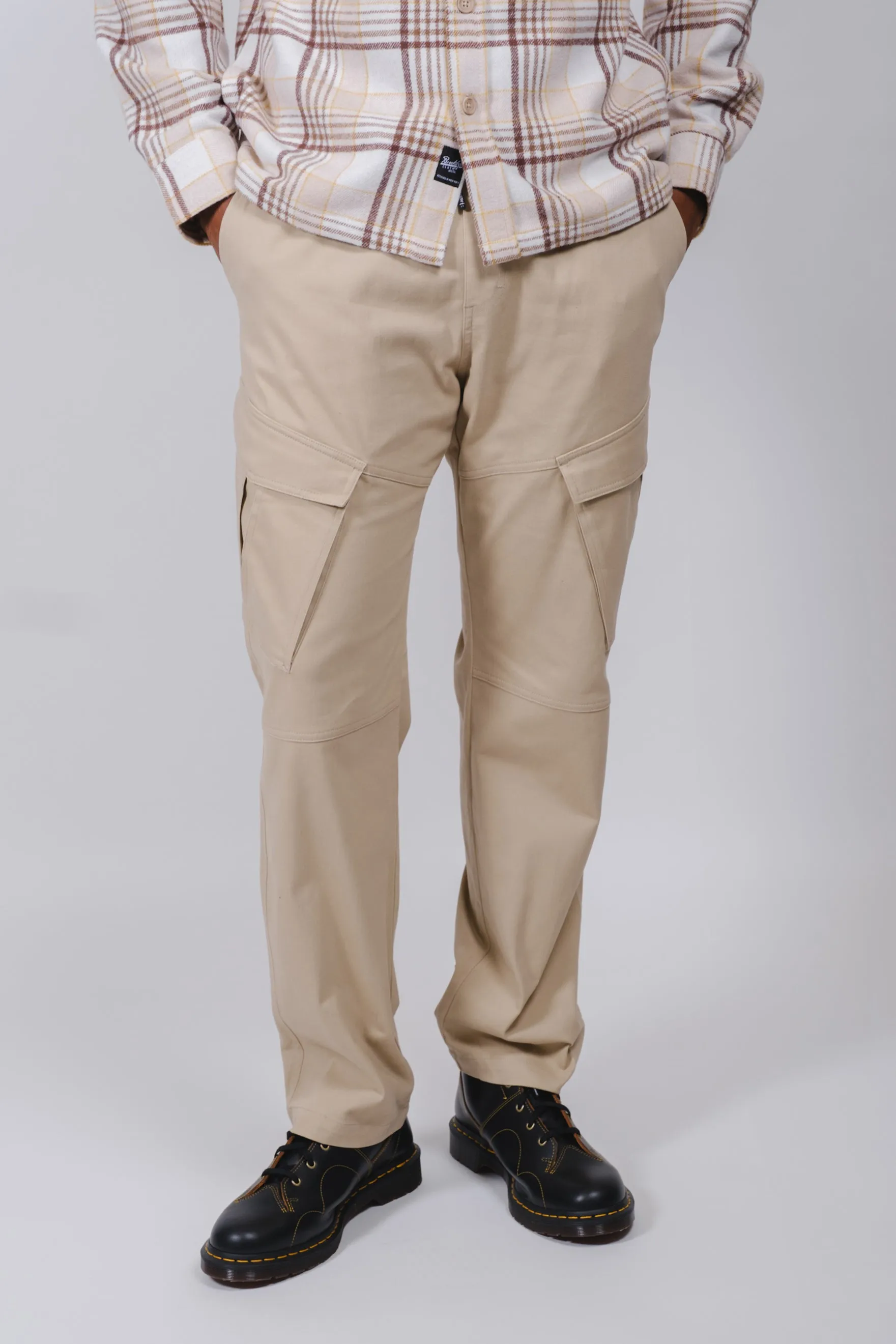 Diagonal Cargo Pocket Twill Pant