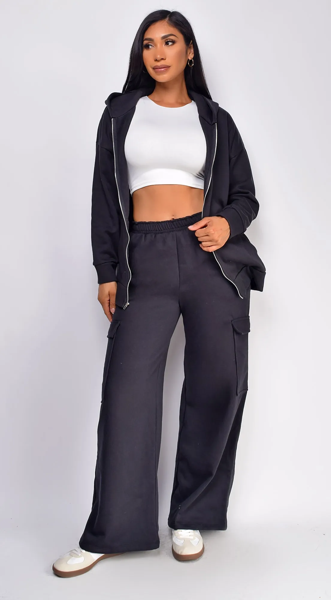 Everyday Cargo Wide Leg Joggers - Black