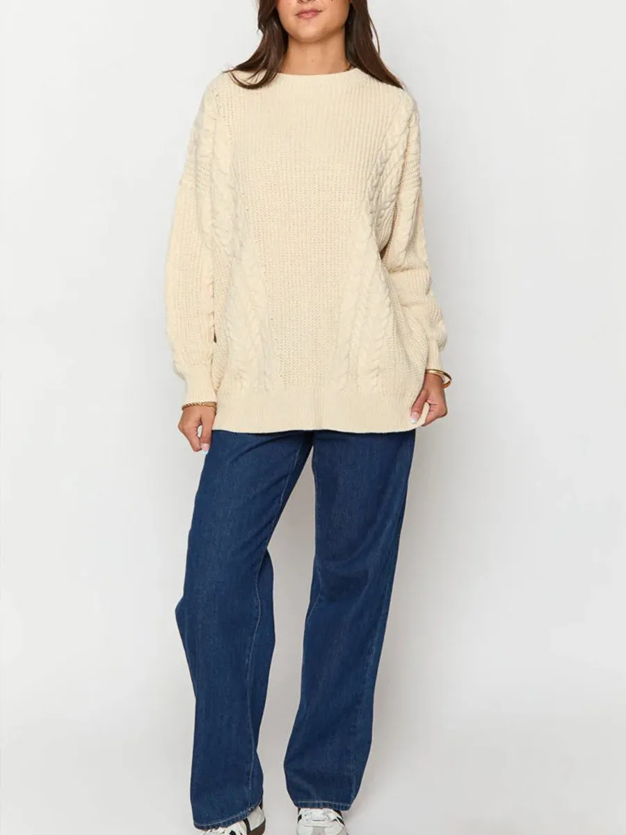 Loose-Fit Twisted Rope Pullover Sweater with Round Neck and Long Sleeves