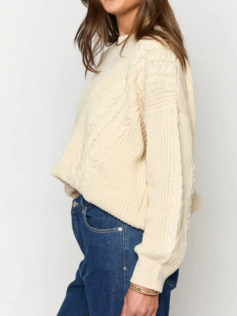 Loose-Fit Twisted Rope Pullover Sweater with Round Neck and Long Sleeves
