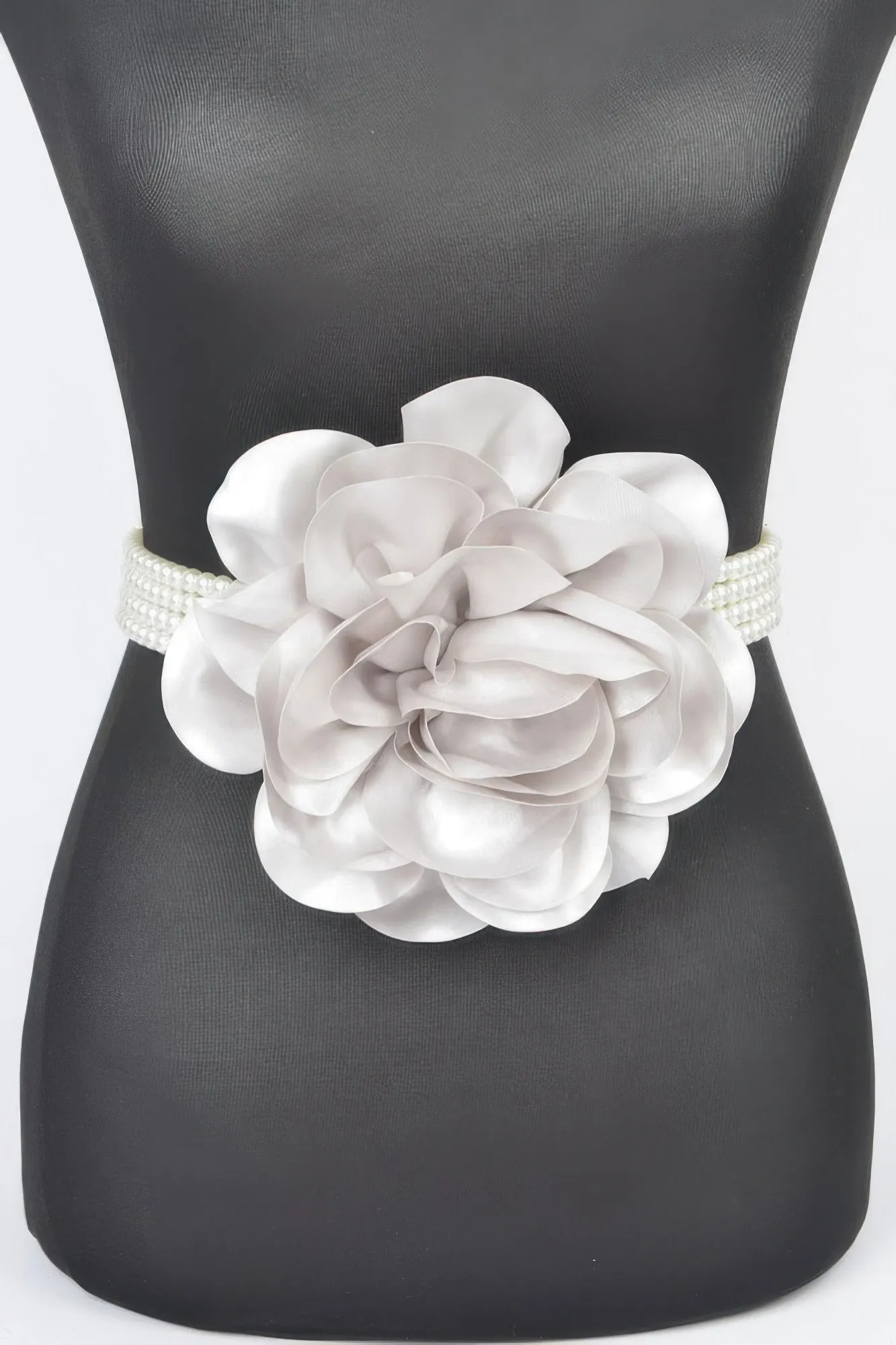Oversized Flower Pearl Elastic Belt