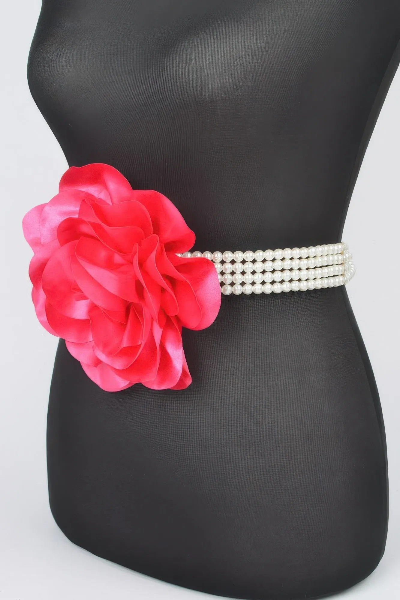 Oversized Flower Pearl Elastic Belt