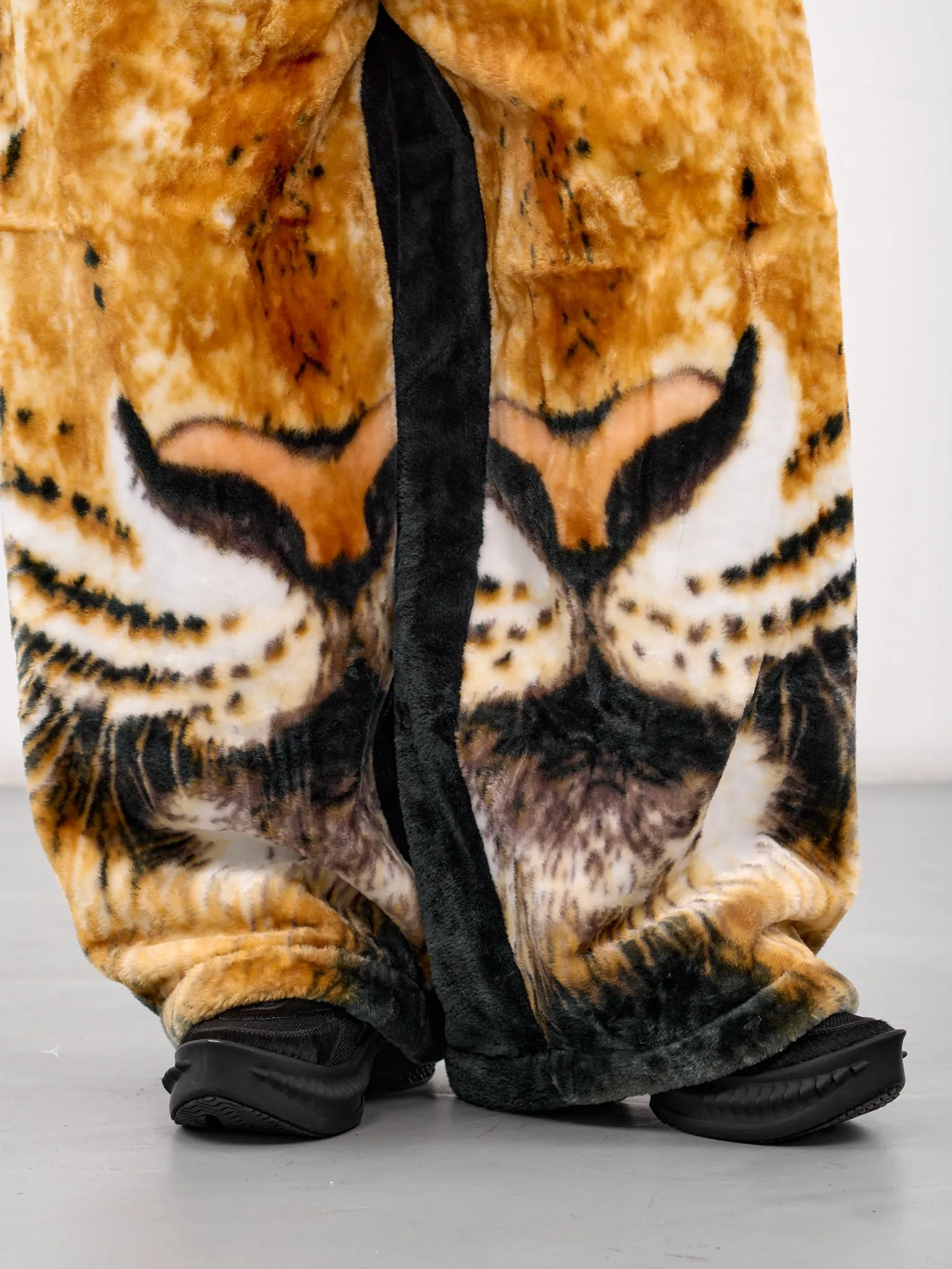 Raw Cut Bontan (MP061W-TB-TIGER-PRINT)