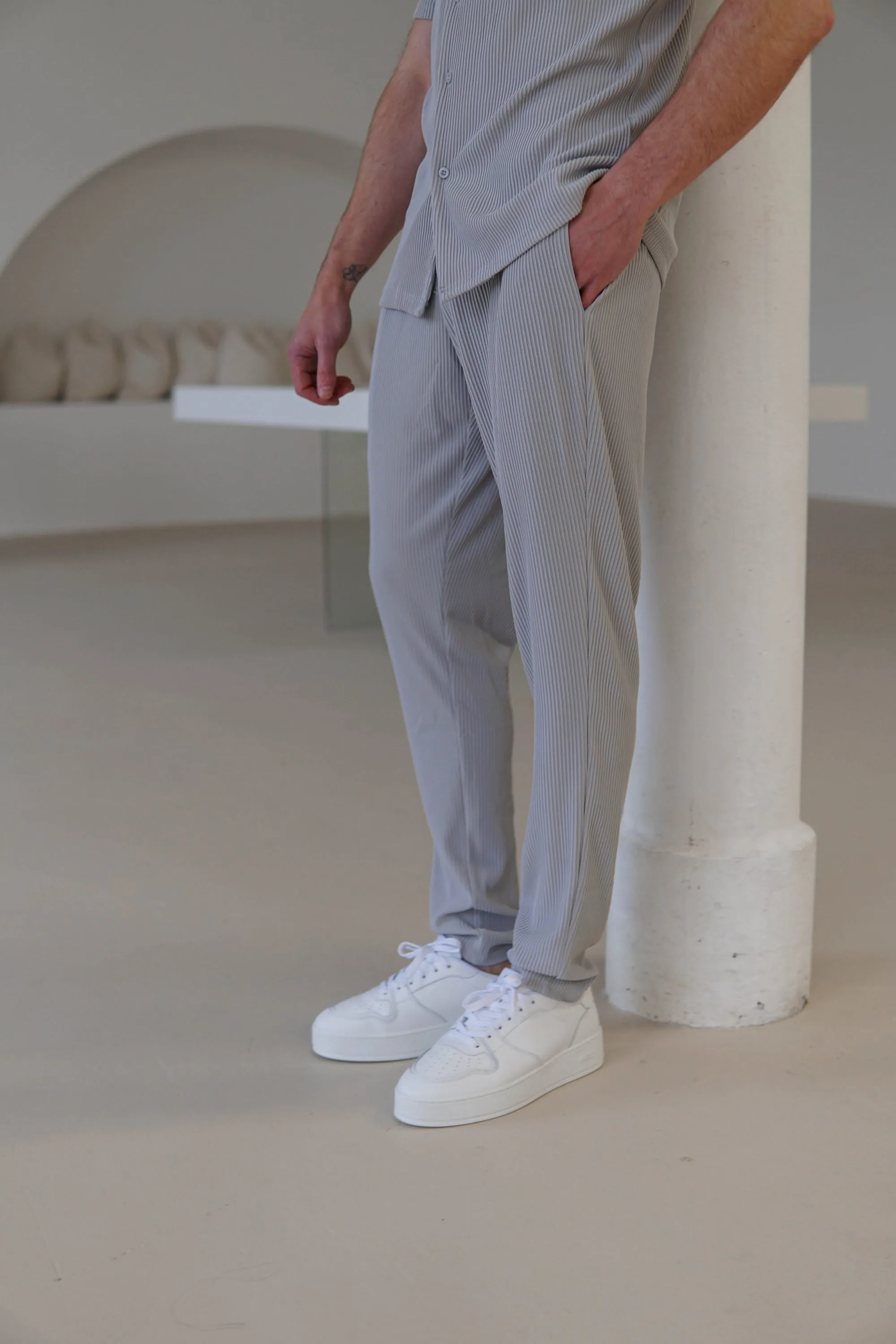 Ribbed Trouser In Light Grey