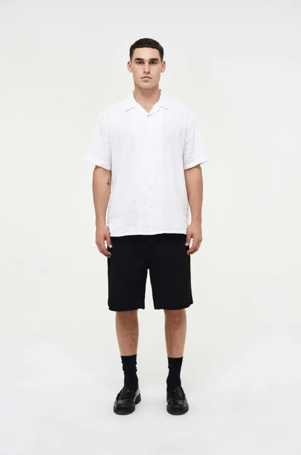 River Relaxed Short Black