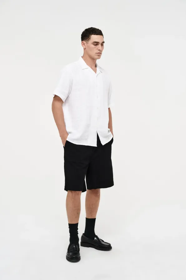River Relaxed Short Black