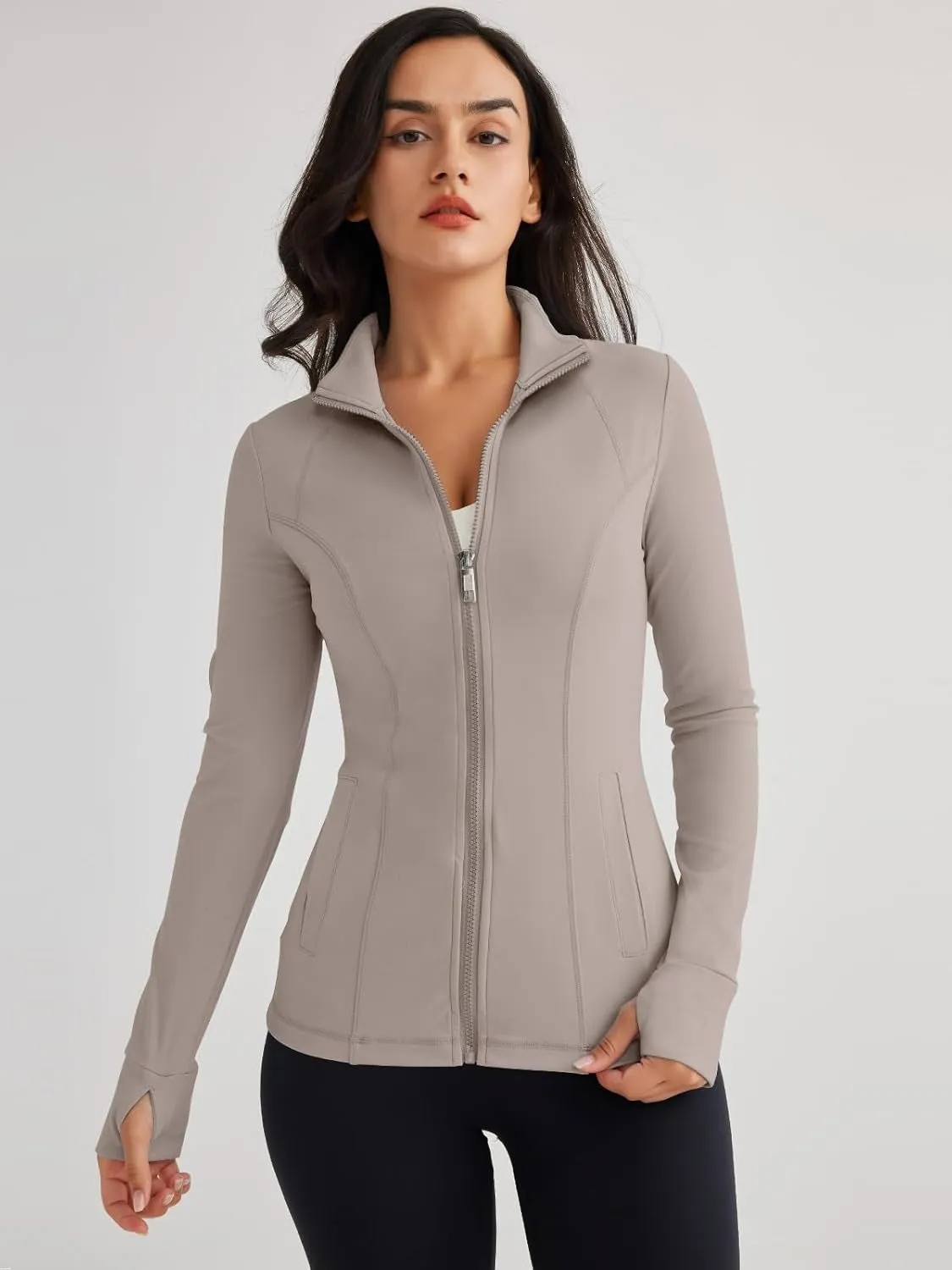 Women’s Full Zip Athletic Jacket – Breathable Lightweight Zip-Up Hoodie with Stand-Up Collar, Thumb Holes, and Zipper Pockets for Exercise and Outdoor Activities