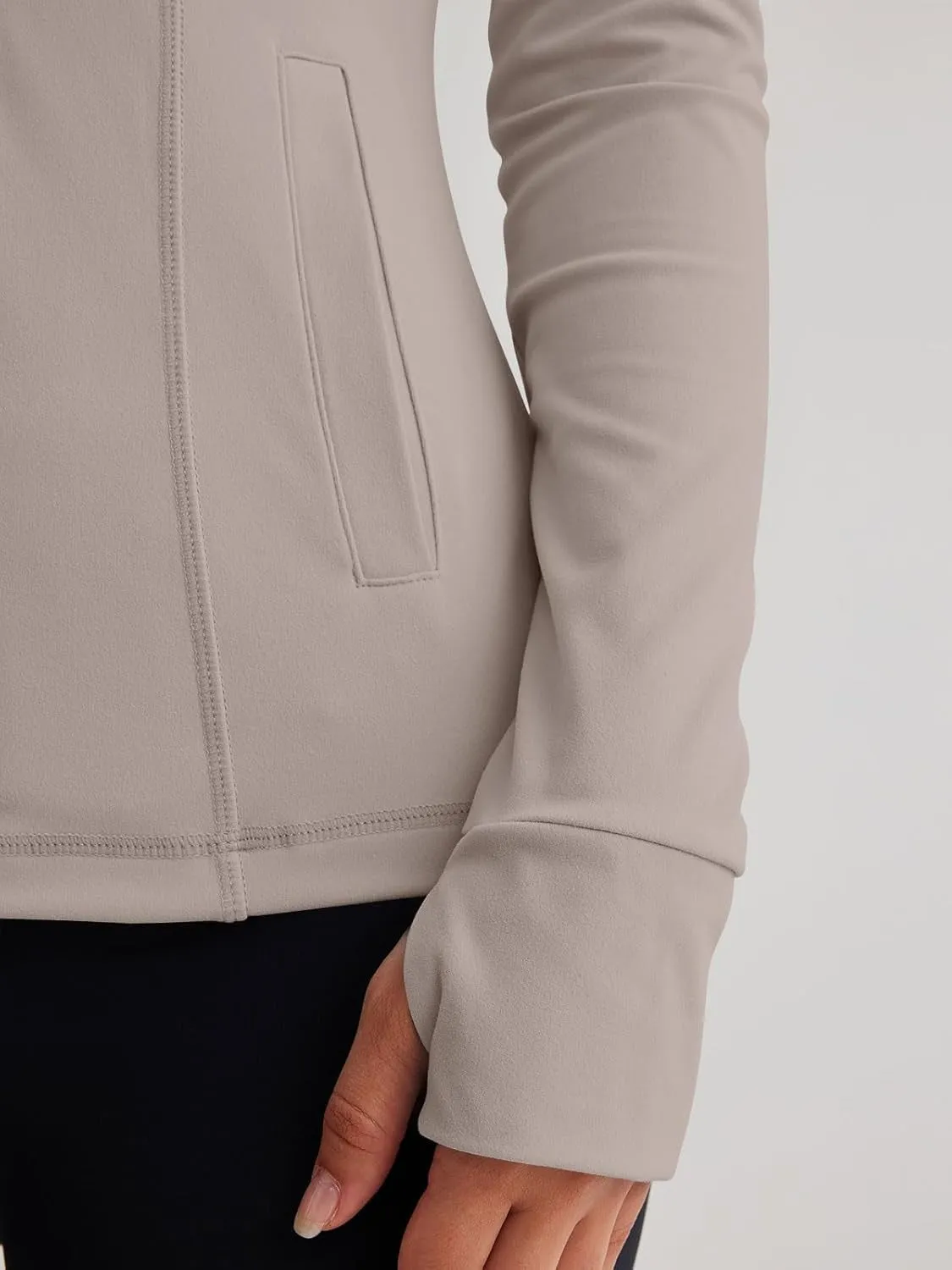 Women’s Full Zip Athletic Jacket – Breathable Lightweight Zip-Up Hoodie with Stand-Up Collar, Thumb Holes, and Zipper Pockets for Exercise and Outdoor Activities