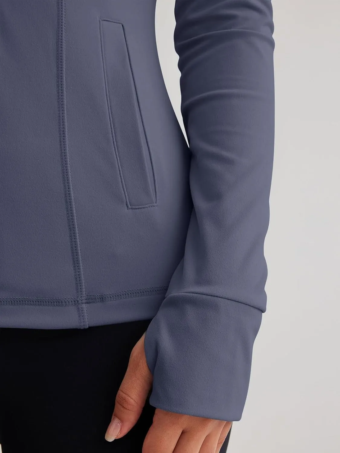 Women’s Full Zip Athletic Jacket – Breathable Lightweight Zip-Up Hoodie with Stand-Up Collar, Thumb Holes, and Zipper Pockets for Exercise and Outdoor Activities