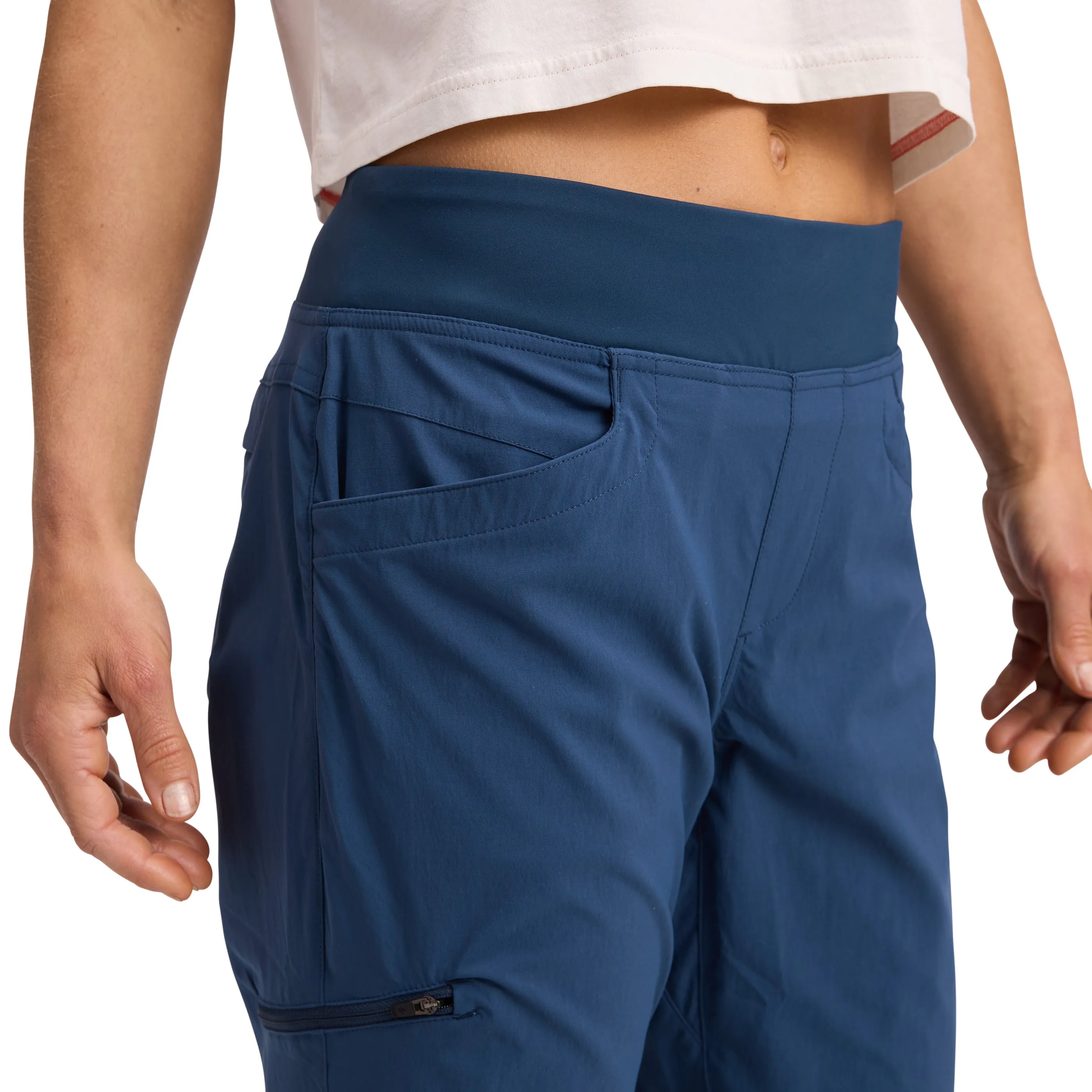Women's Technician Jogger Pants